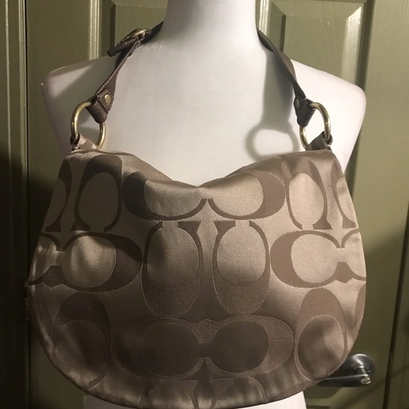 Authentic Coach shoulder bag - Picture 6 of 8